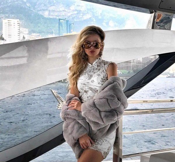 Куртизанка в Telegram: Волшебство интимного досуга за 5 минут